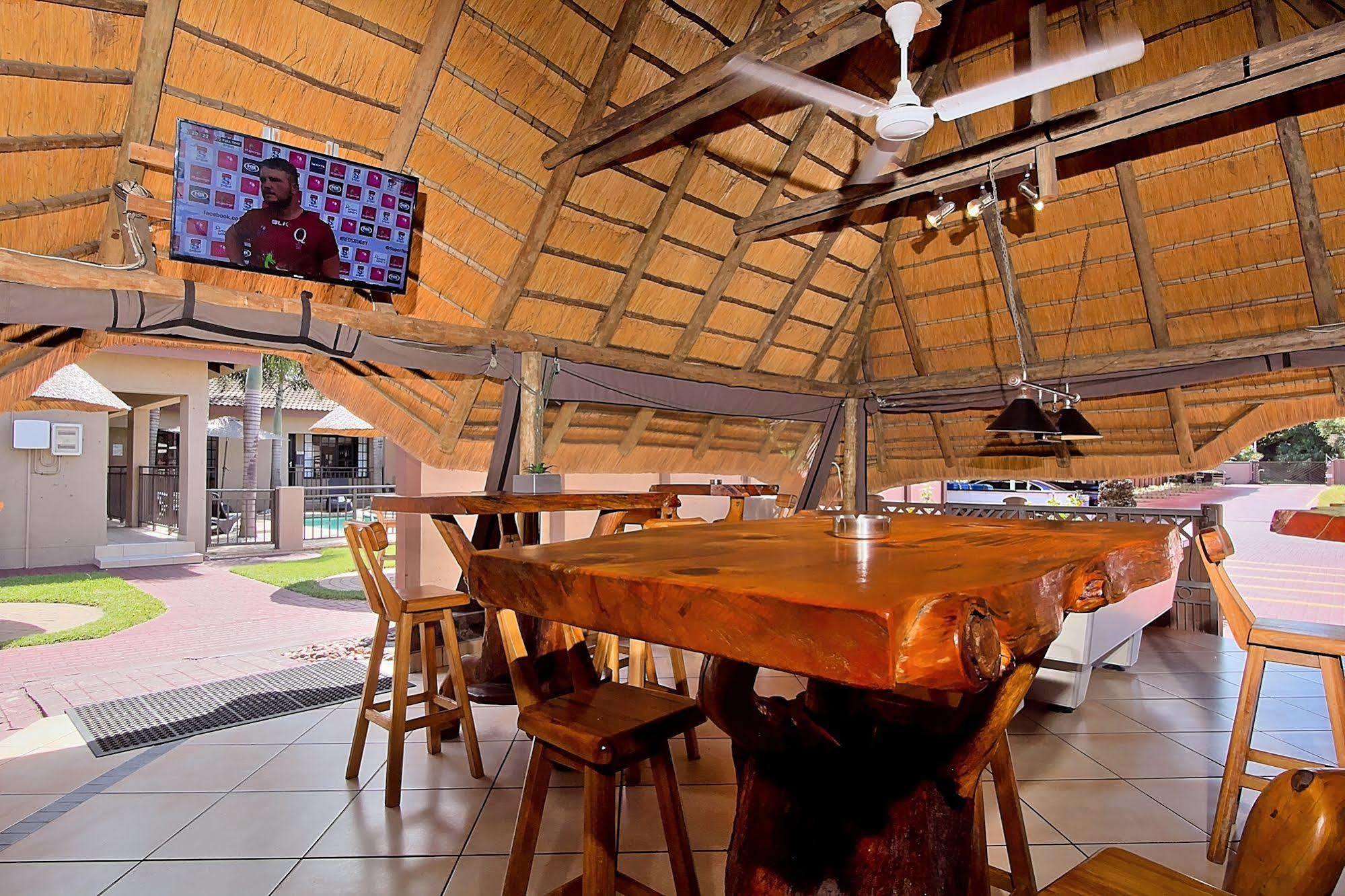Gecko Inn Richards Bay Extérieur photo