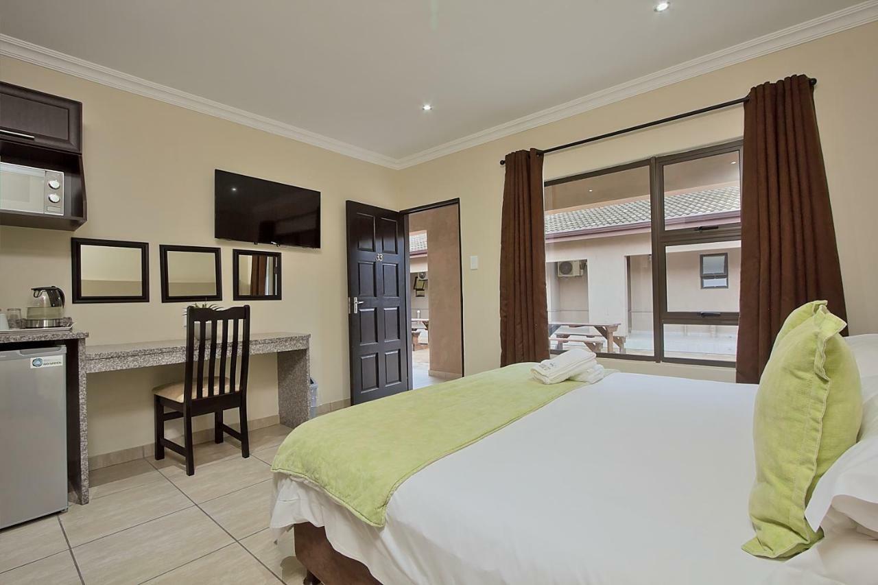 Gecko Inn Richards Bay Extérieur photo
