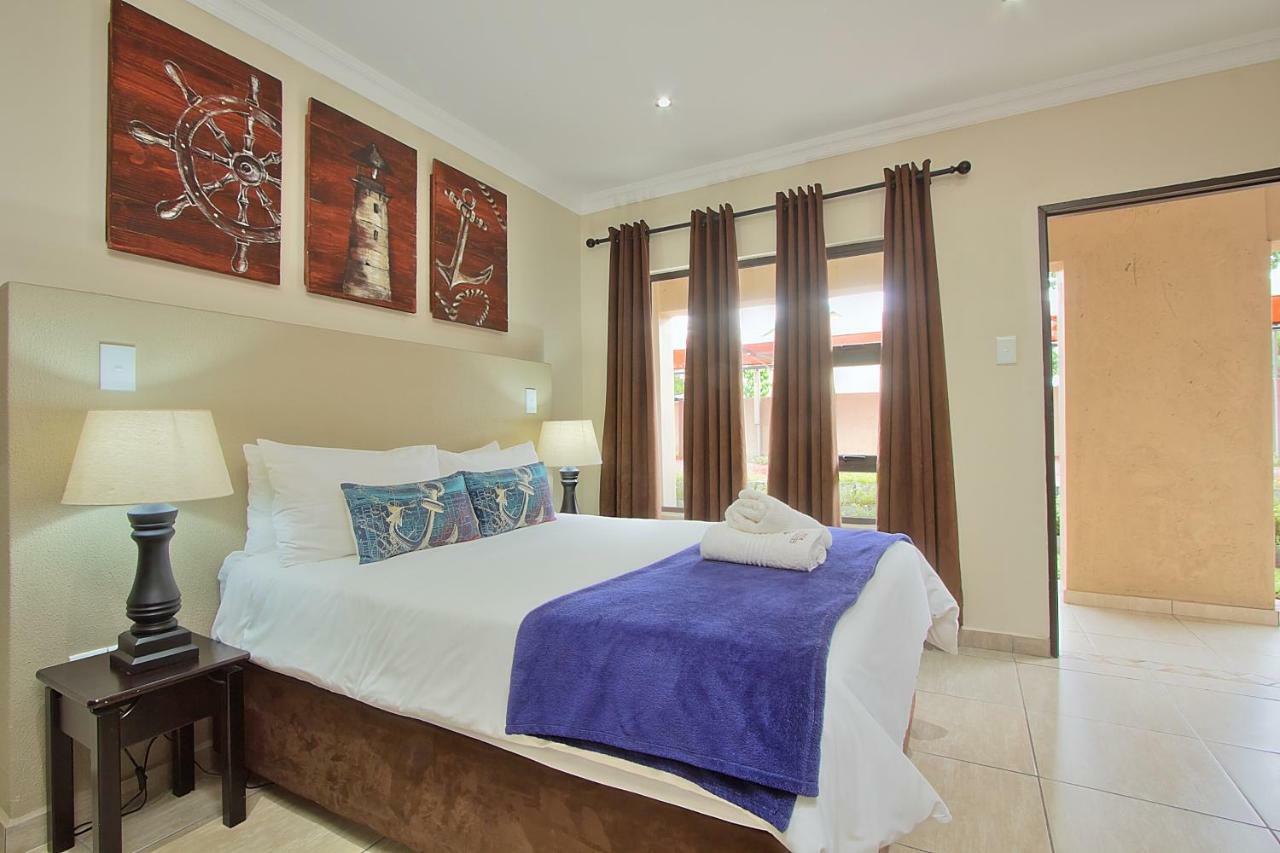 Gecko Inn Richards Bay Extérieur photo